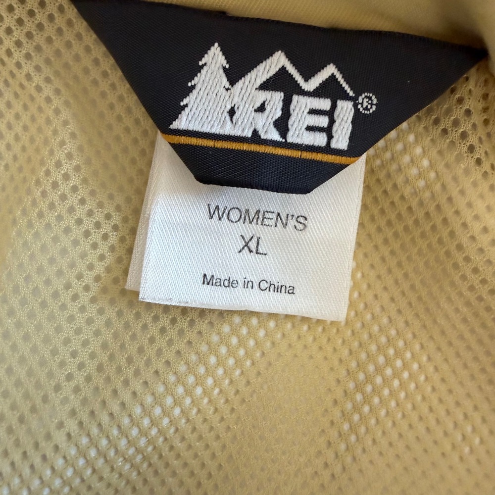 Vintage REI Elements Women XL Pale Yellow Hooded Rain Jacket Mesh Lined - Picture 3 of 15